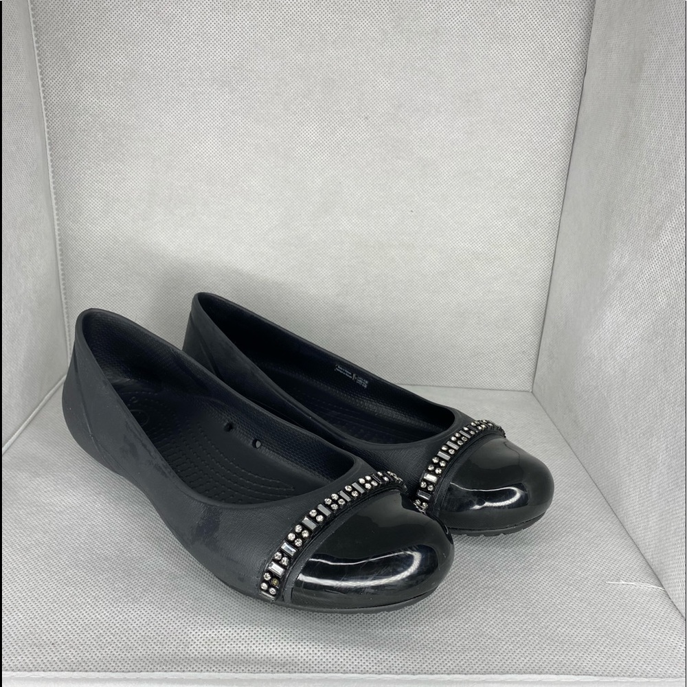 Crocs Patent Cap Toe Rhinestone Flats size 9
